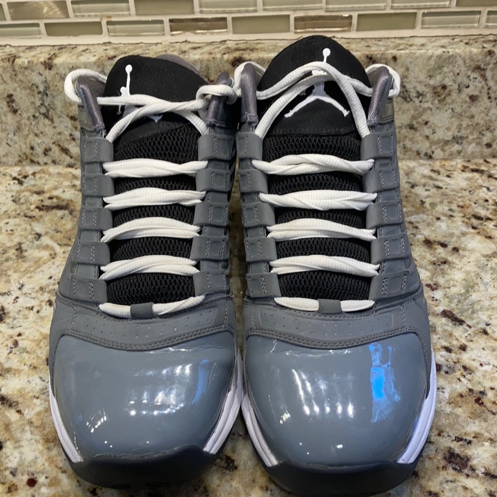 Jordan Cool Grey Big Ups